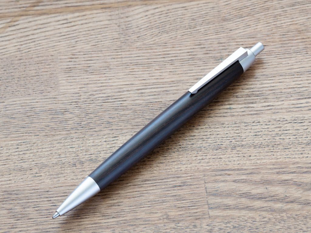 ガチで買って‼️LAMY 2000 ブラックウッド ボールペン 木軸 ラミー