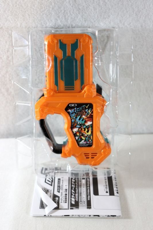 Kamen Rider Ex-Aid / DX Mighty Brothers XX Gashat with Package