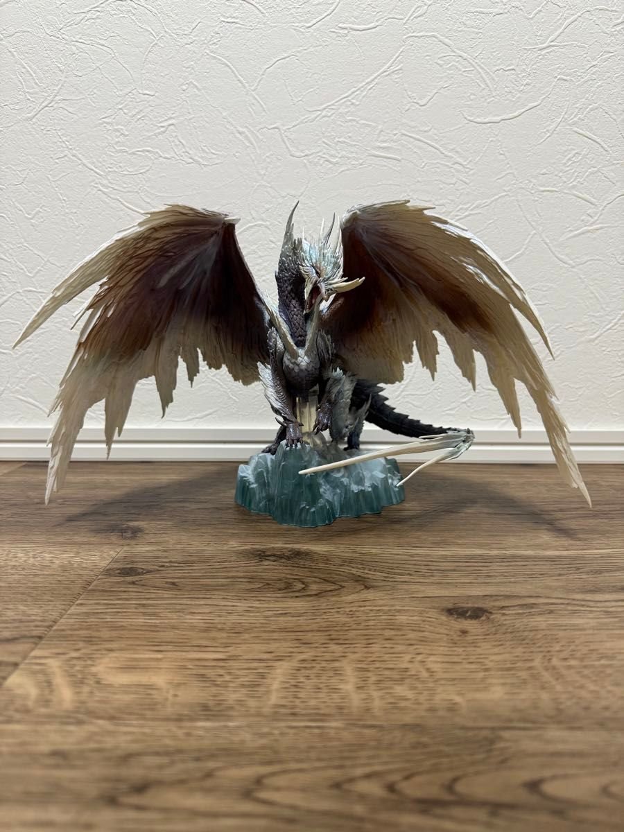 モンスターハンターワールド 一番くじ フィギュア A賞 イヴェルカーナ
