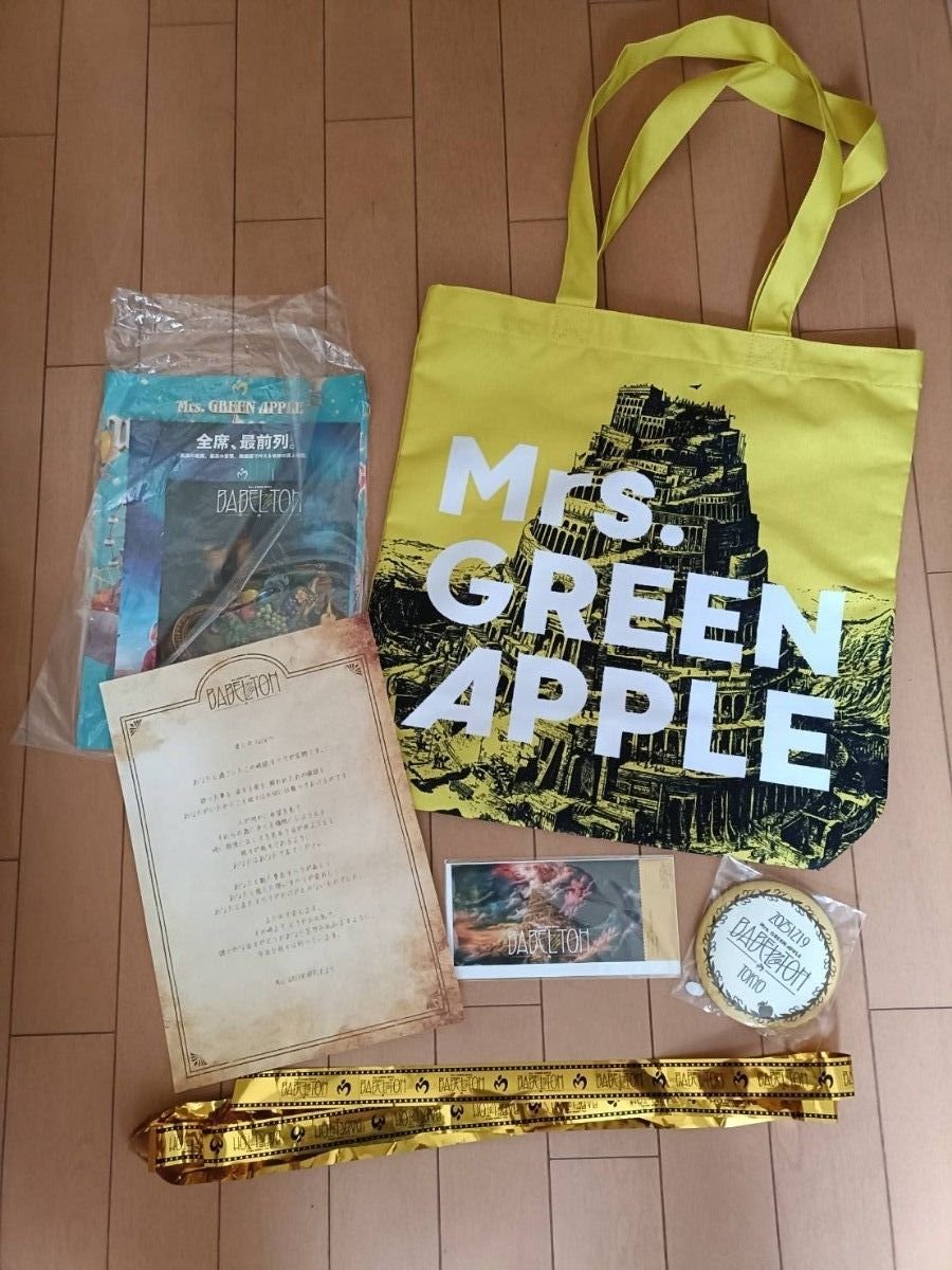 ミセス バベルの塔 RingoJam トートバッグ 缶バッジ 金テープ4本セット