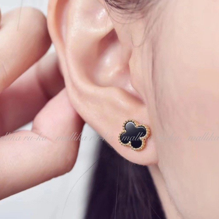 上品☆【Van Cleef＆Arpels】スウィートアルハンブラ ピアス (Van