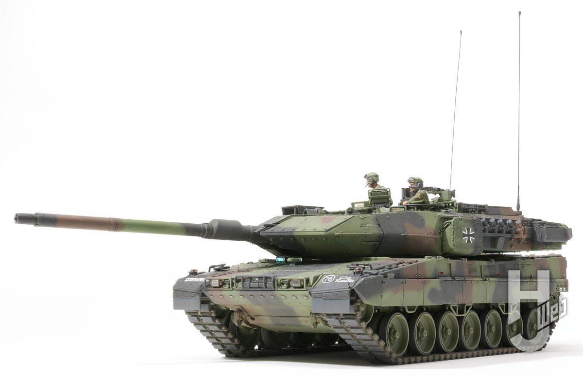 タミヤ1/35のドイツ連邦軍“レオパルト2”の最新バージョン“A7V”型を製作