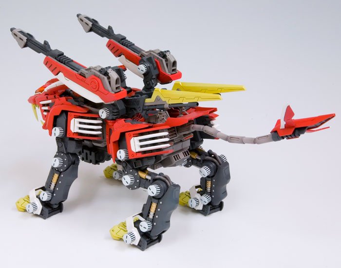 1/72 HMM RZ-028 ブレードライガーAB レオン仕様『ゾイド -ZOIDS