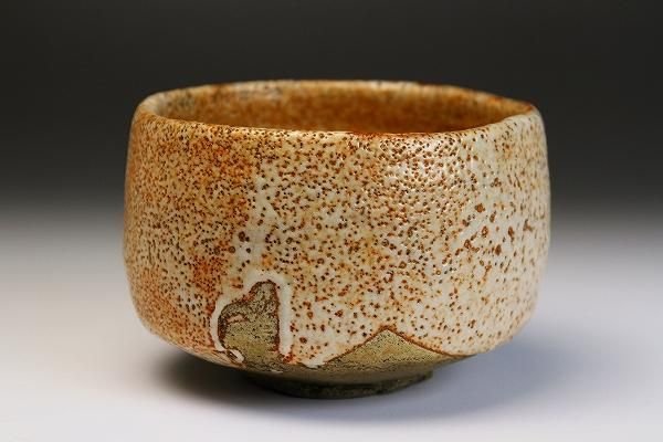 志野焼 現代作家 彫銘 絵志野 大振り 茶碗 共箱 茶道具 茶器 志野焼