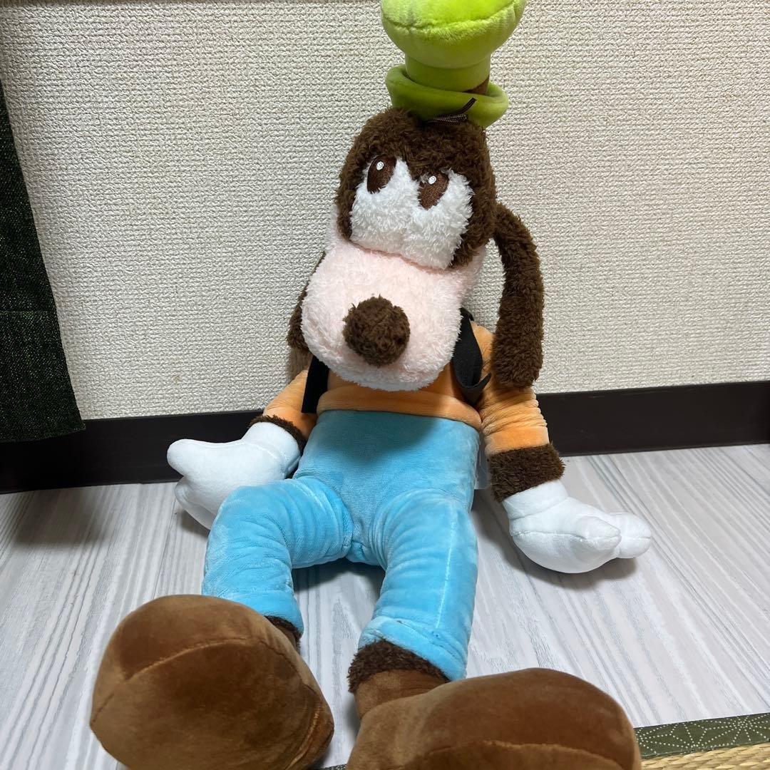 タグ付き】グーフィー ぬいぐるみ ディズニーストア - メルカリ