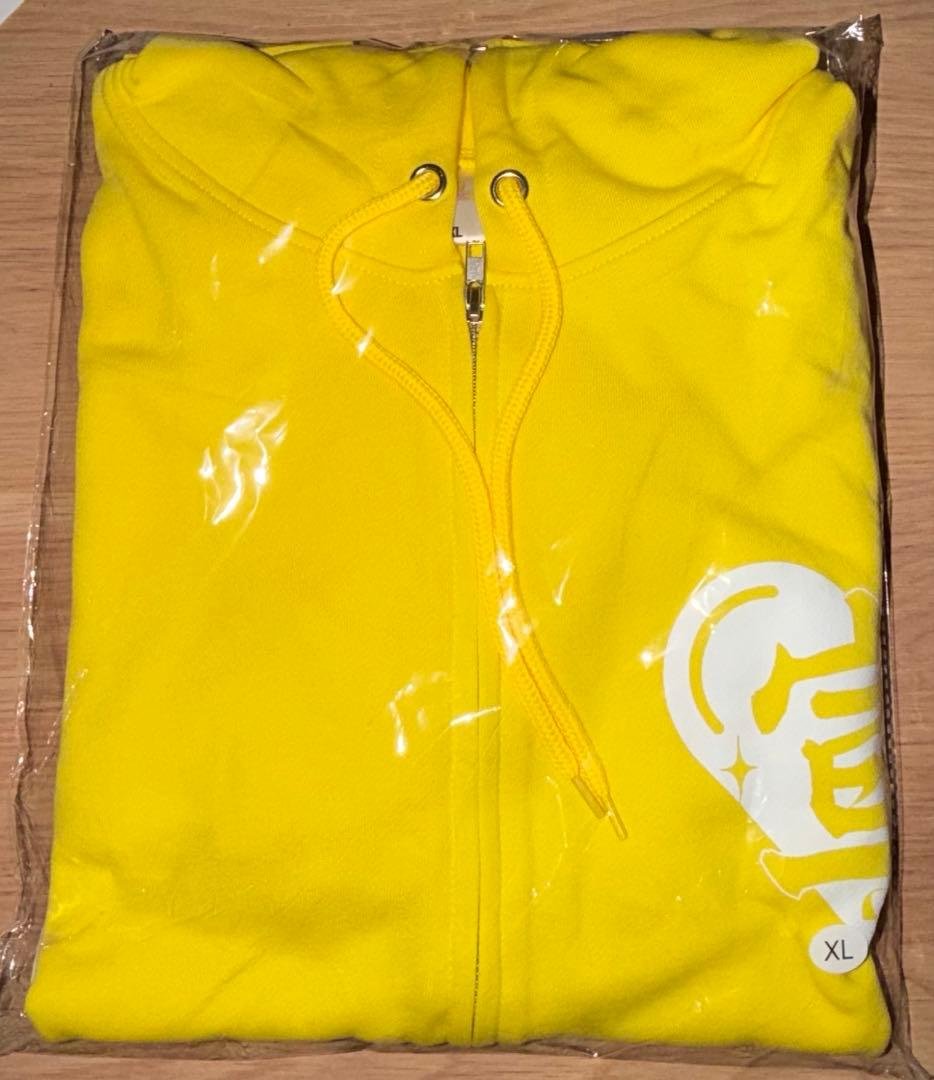 超 宣伝部員のための定番パーカー　菅田愛貴