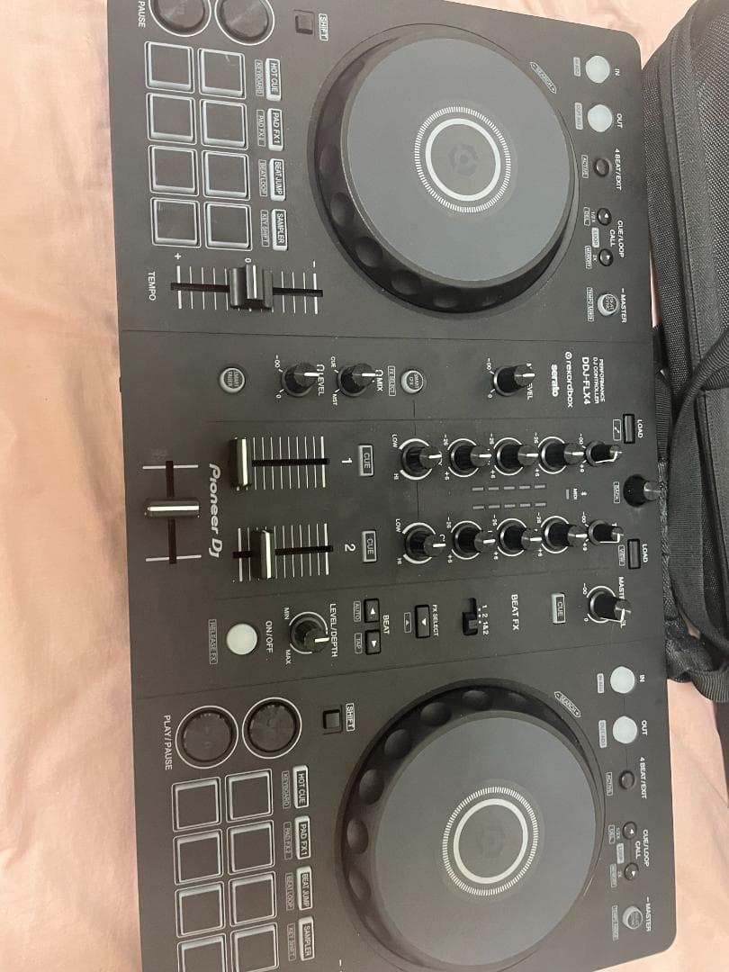 【一部故障あり】Pioneer DDJ-FLX4 DJコントローラー ケース付き 一部故障あり】Pioneer DDJ-FLX4 DJコントローラー ケース付き 一部