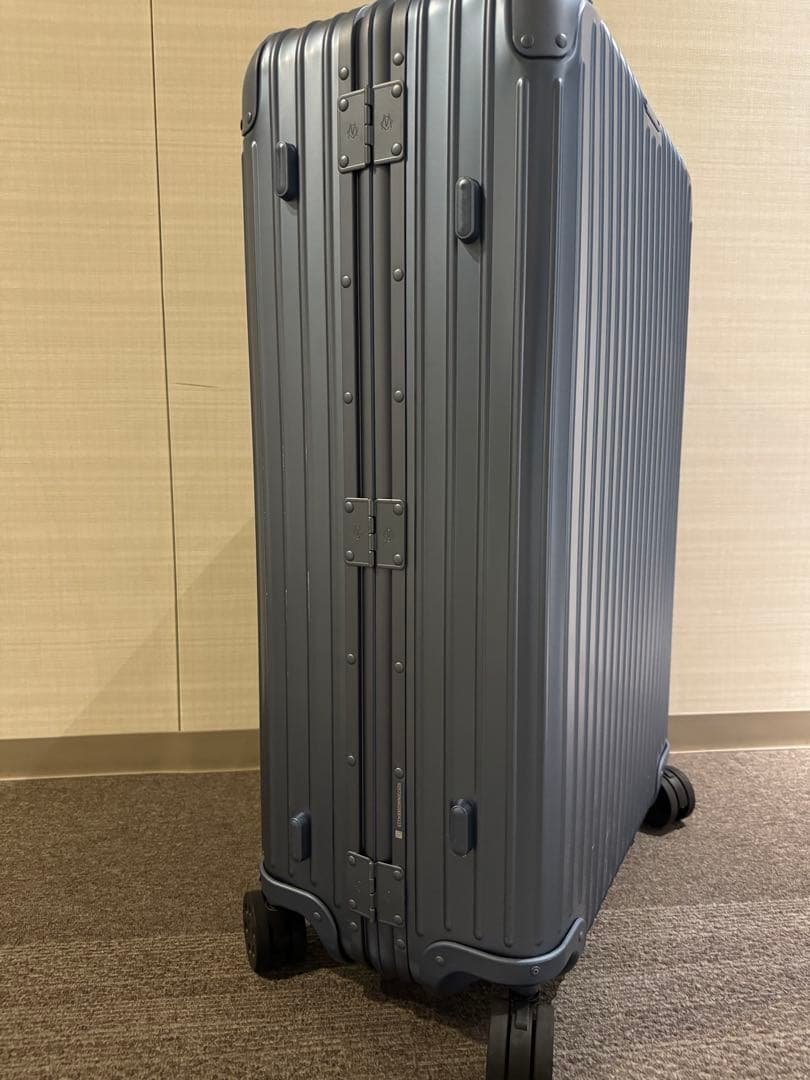 RIMOWA リモワ オリジナル チェックイン L / Arctic Blue リピーターが